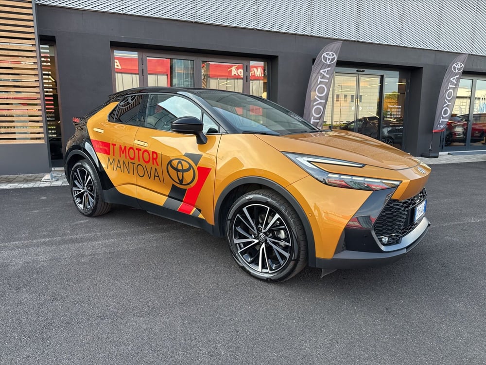 Toyota Toyota C-HR usata a Mantova (8)