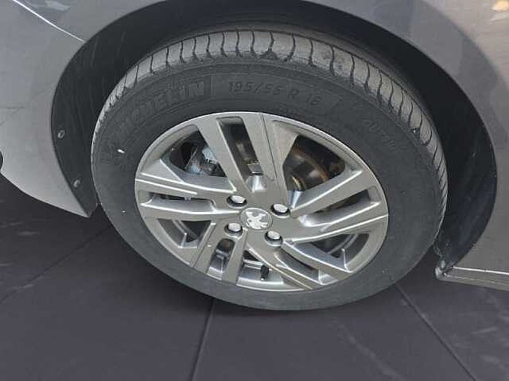 Peugeot 208 usata a Ragusa (15)