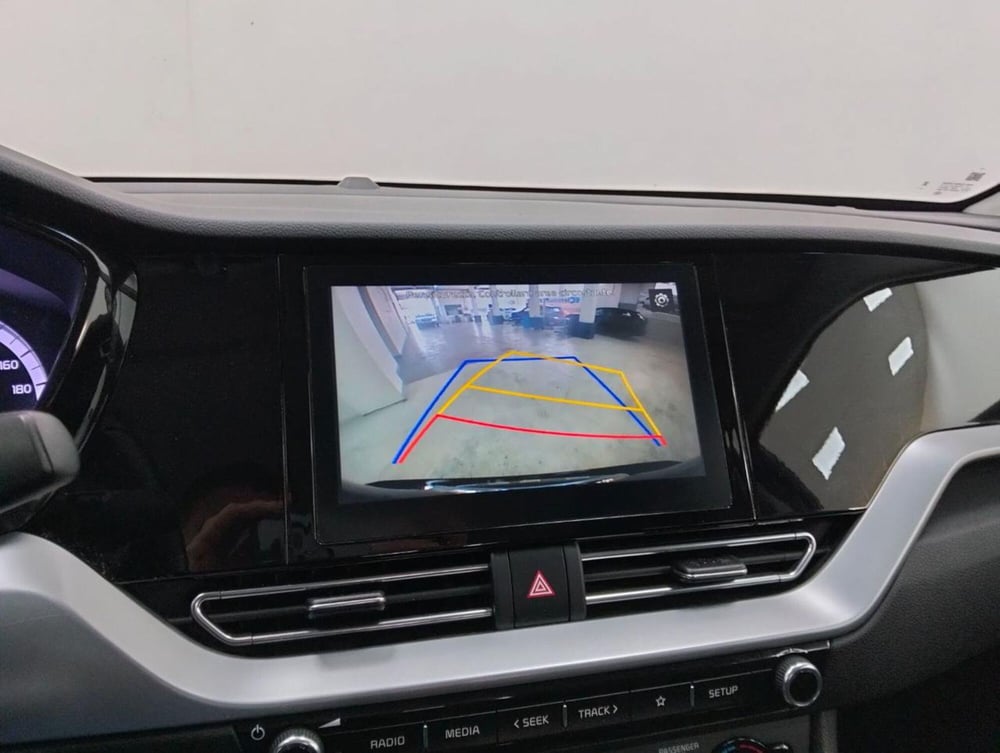 Kia Niro usata a Como (16)