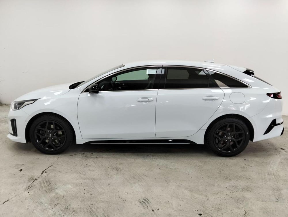 Kia ProCeed usata a Como (8)