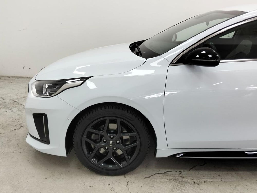 Kia ProCeed usata a Como (9)