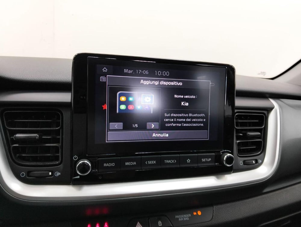 Kia Stonic usata a Como (13)
