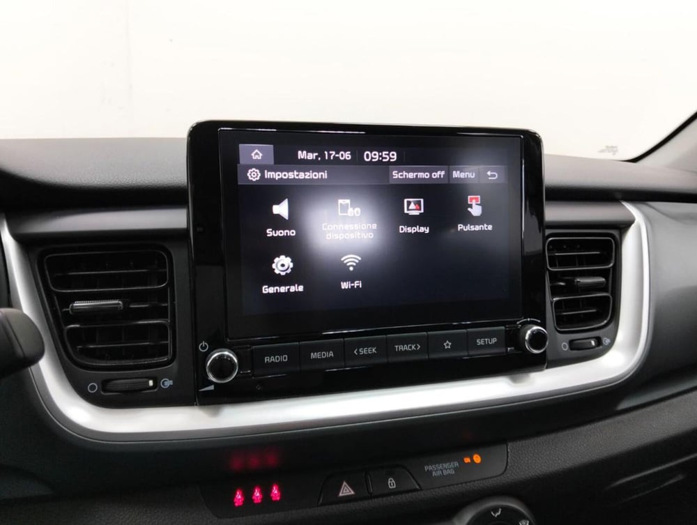 Kia Stonic usata a Como (14)