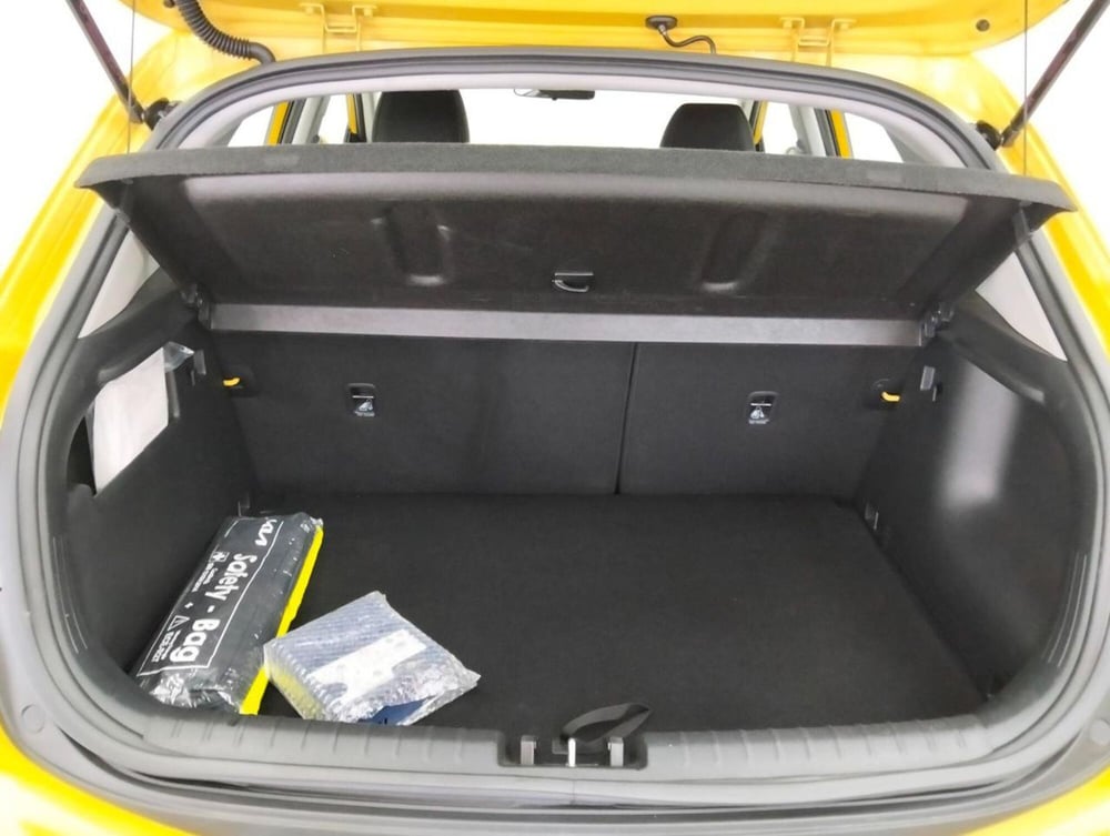 Kia Stonic usata a Como (16)