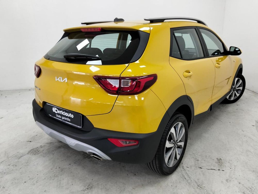 Kia Stonic usata a Como (2)