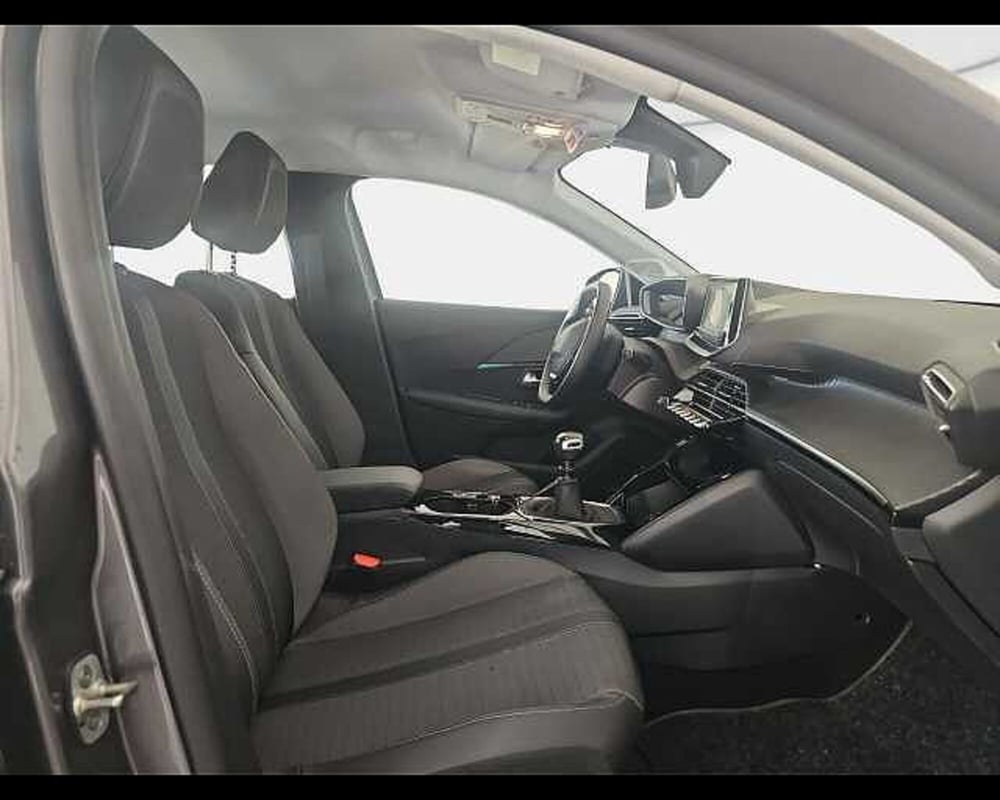 Peugeot 208 usata a Roma (8)