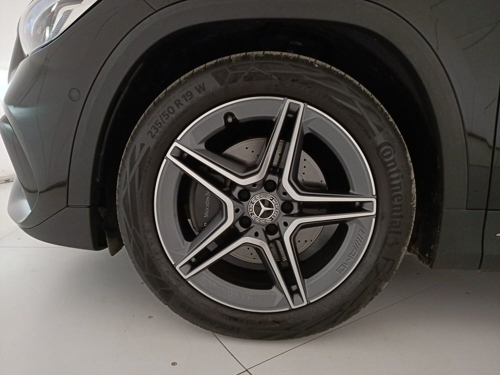 Mercedes-Benz GLA SUV usata a Taranto (14)