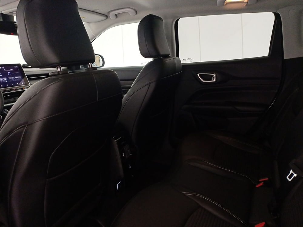 Jeep Compass usata a Bari (8)