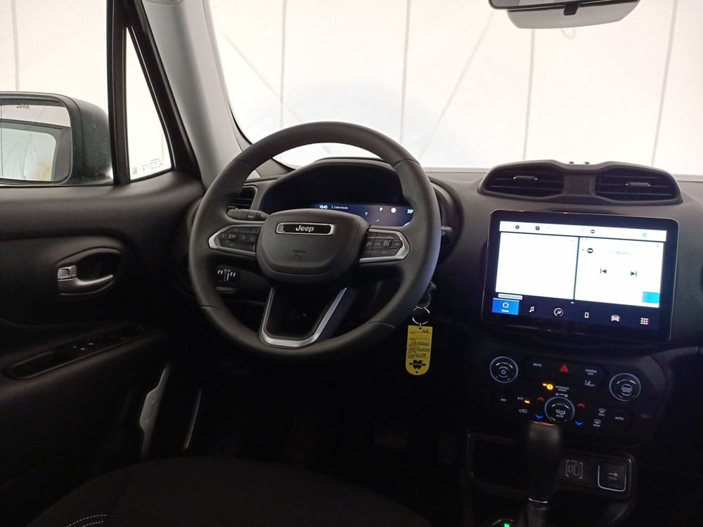 Jeep Renegade usata a Bari (9)