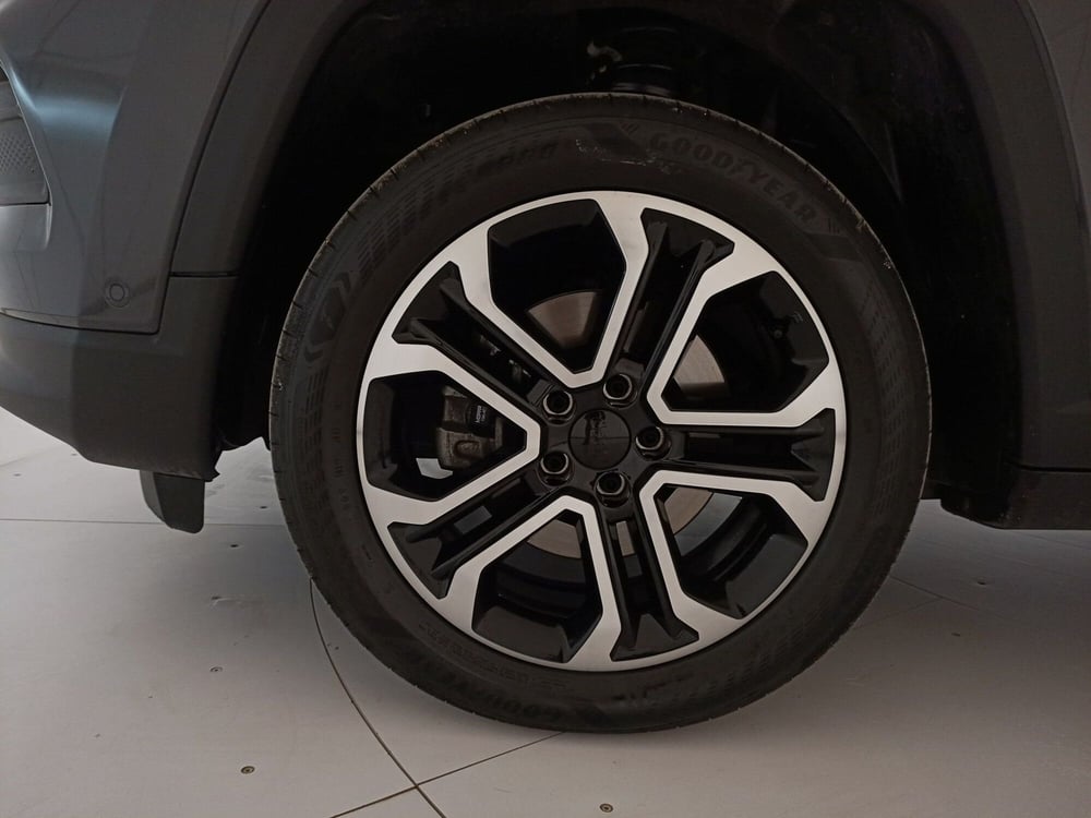 Jeep Compass usata a Bari (14)
