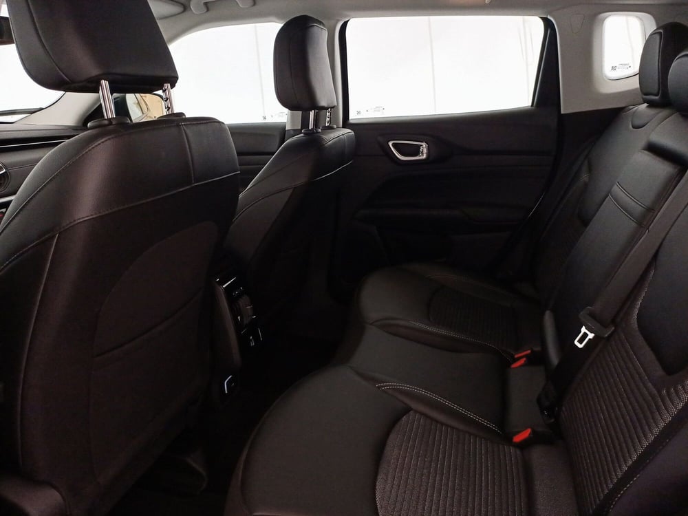 Jeep Compass usata a Bari (8)