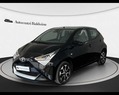 Toyota Aygo 1.0 VVT-i 72 CV 5 porte x-wave orange del 2020 usata a Roma