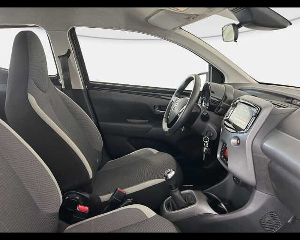 Toyota Aygo usata a Roma (8)