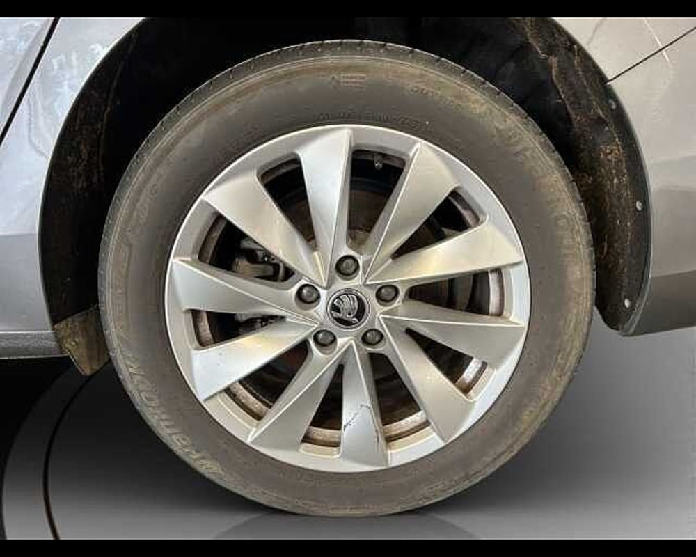 Skoda Superb usata a Roma (11)