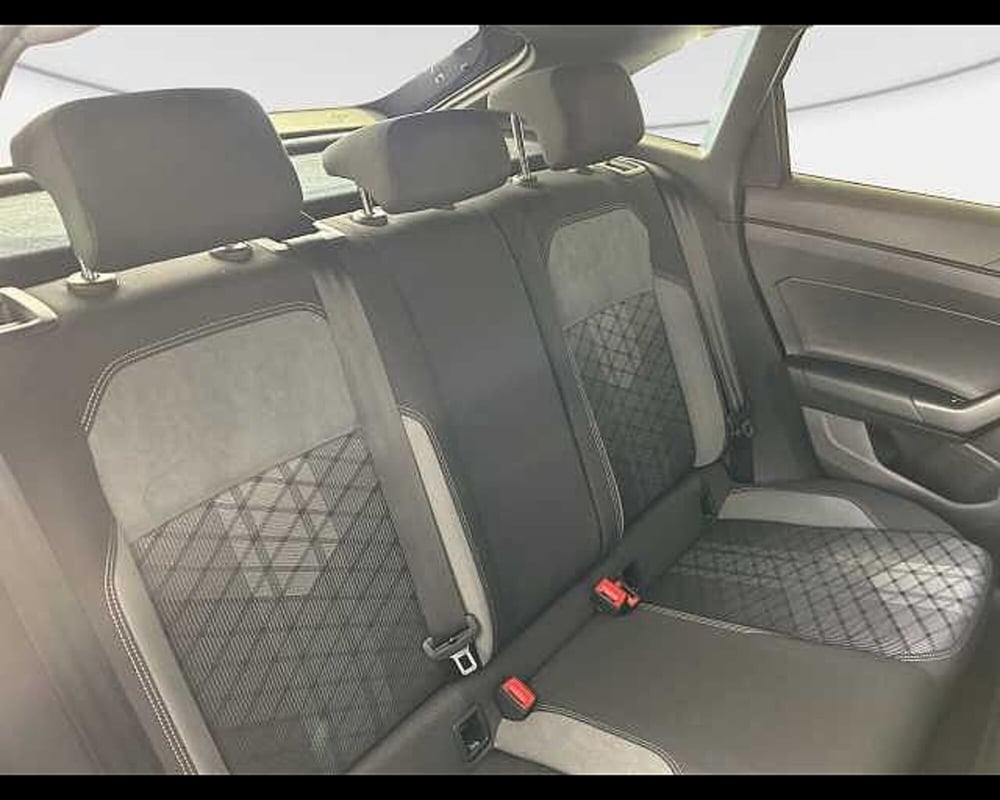 Volkswagen Taigo usata a Roma (9)