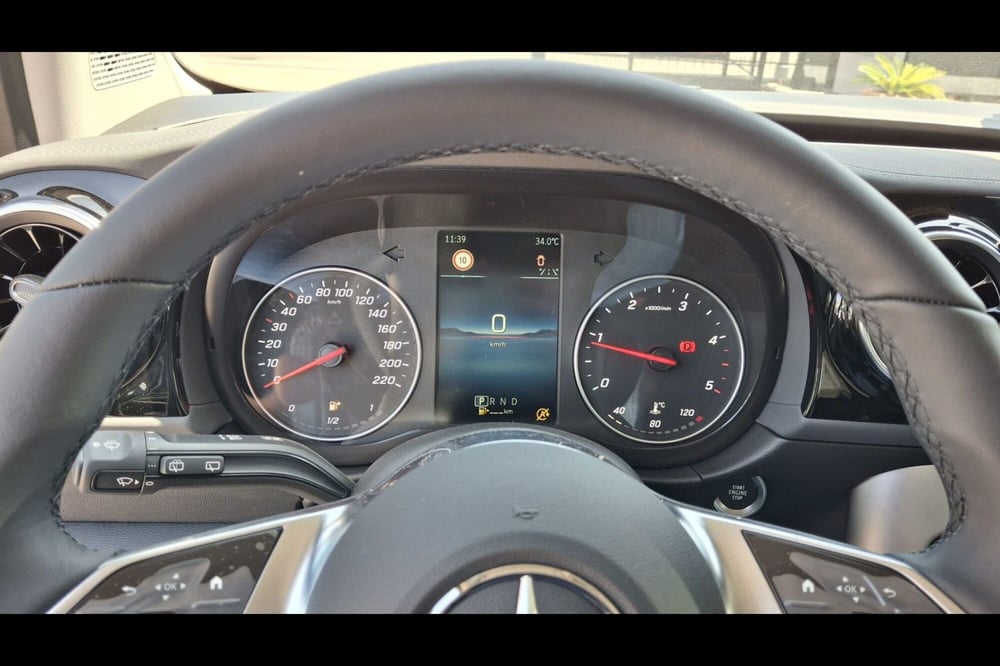 Mercedes-Benz Classe C nuova a Pescara (11)