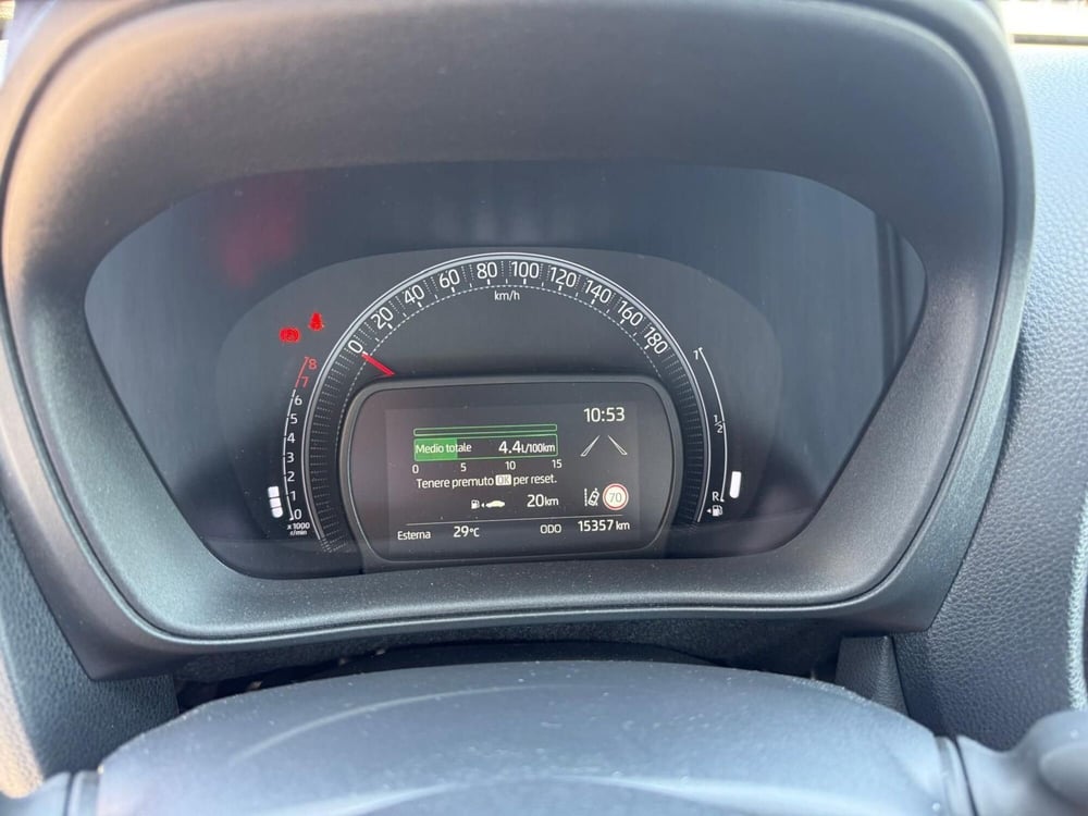 Toyota Aygo X usata a Ferrara (14)
