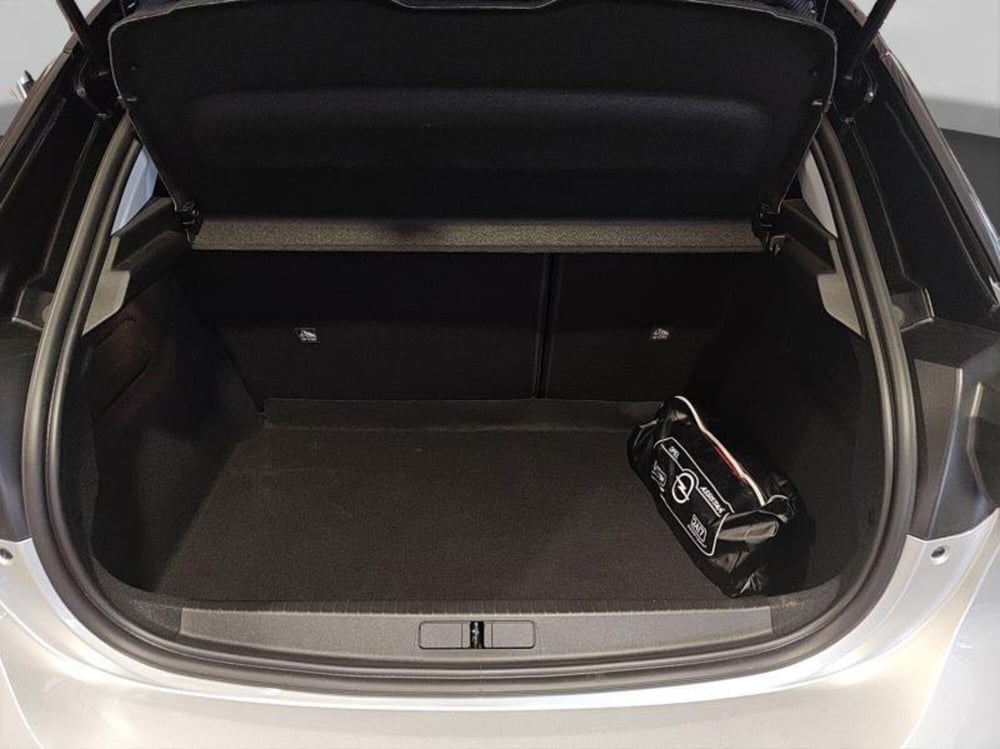 Opel Corsa usata a Genova (17)