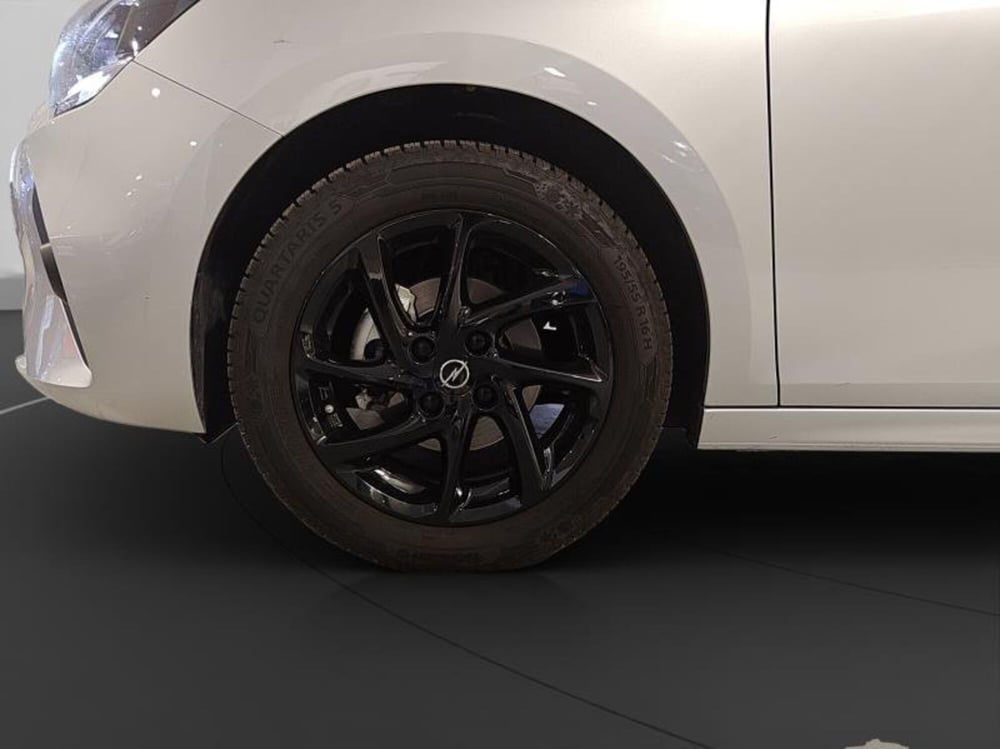 Opel Corsa usata a Genova (18)