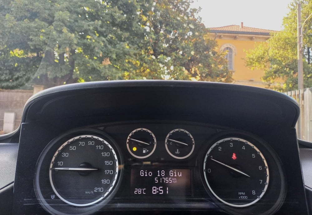 Lancia Ypsilon usata a Milano (9)