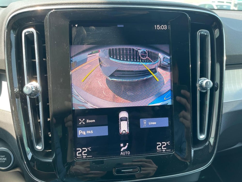 Volvo XC40 usata a Como (14)