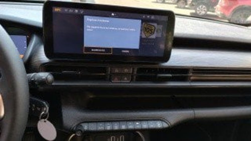 Jeep Avenger usata a Milano (10)