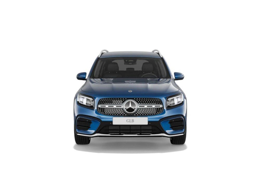 Mercedes-Benz GLB nuova a Rimini (8)