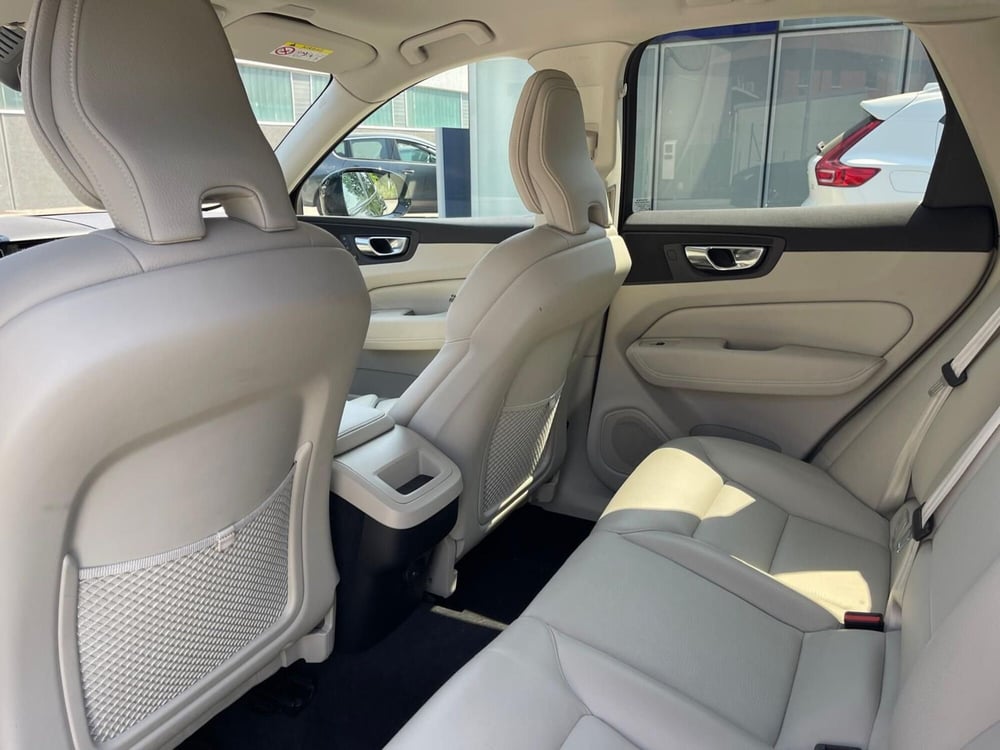 Volvo XC60 usata a Como (11)