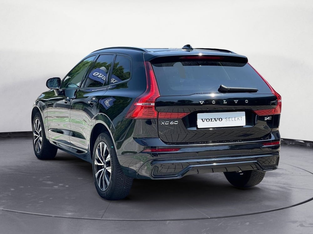 Volvo XC60 usata a Como (4)