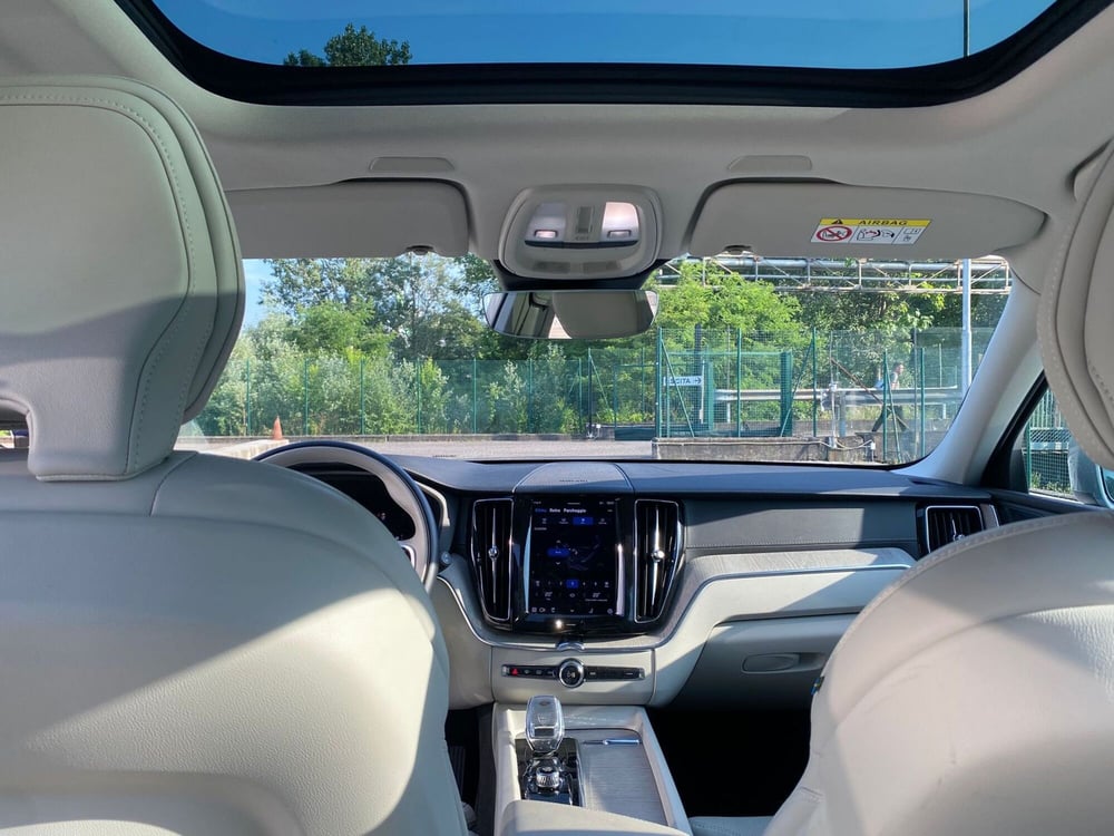 Volvo XC60 usata a Como (19)