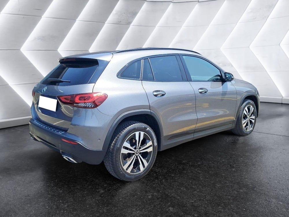 Mercedes-Benz GLA SUV usata a Salerno (5)