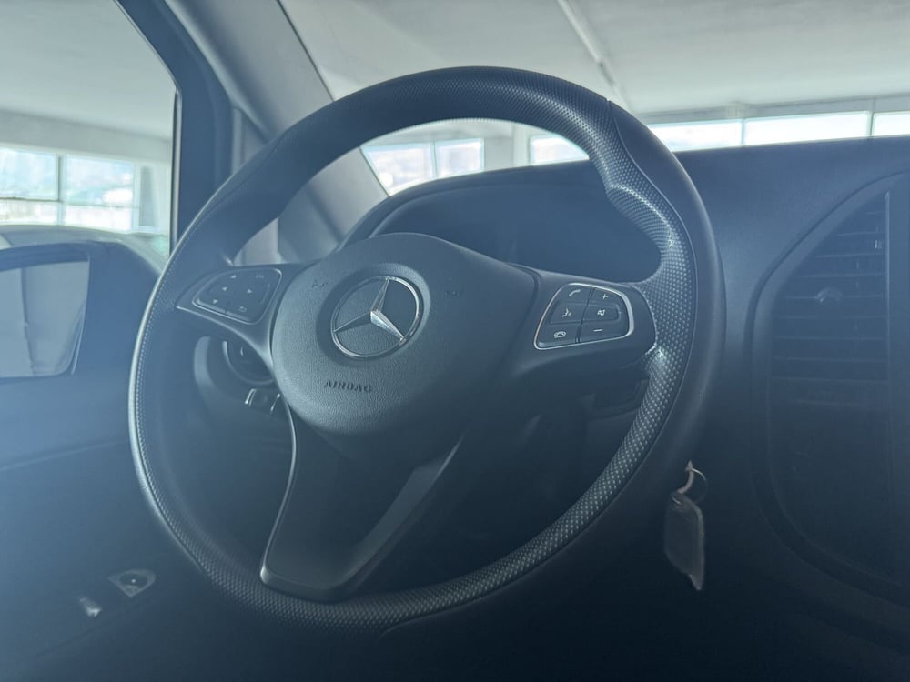 Mercedes-Benz Vito usata a Messina (13)