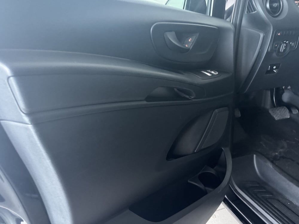 Mercedes-Benz Vito usata a Messina (6)