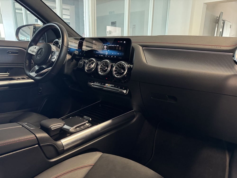 Mercedes-Benz EQA usata a Messina (9)