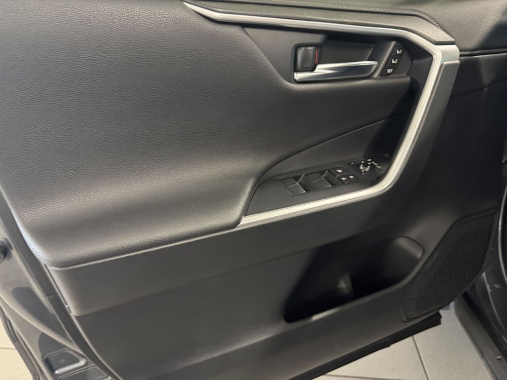 Toyota Rav4 usata a Messina (7)