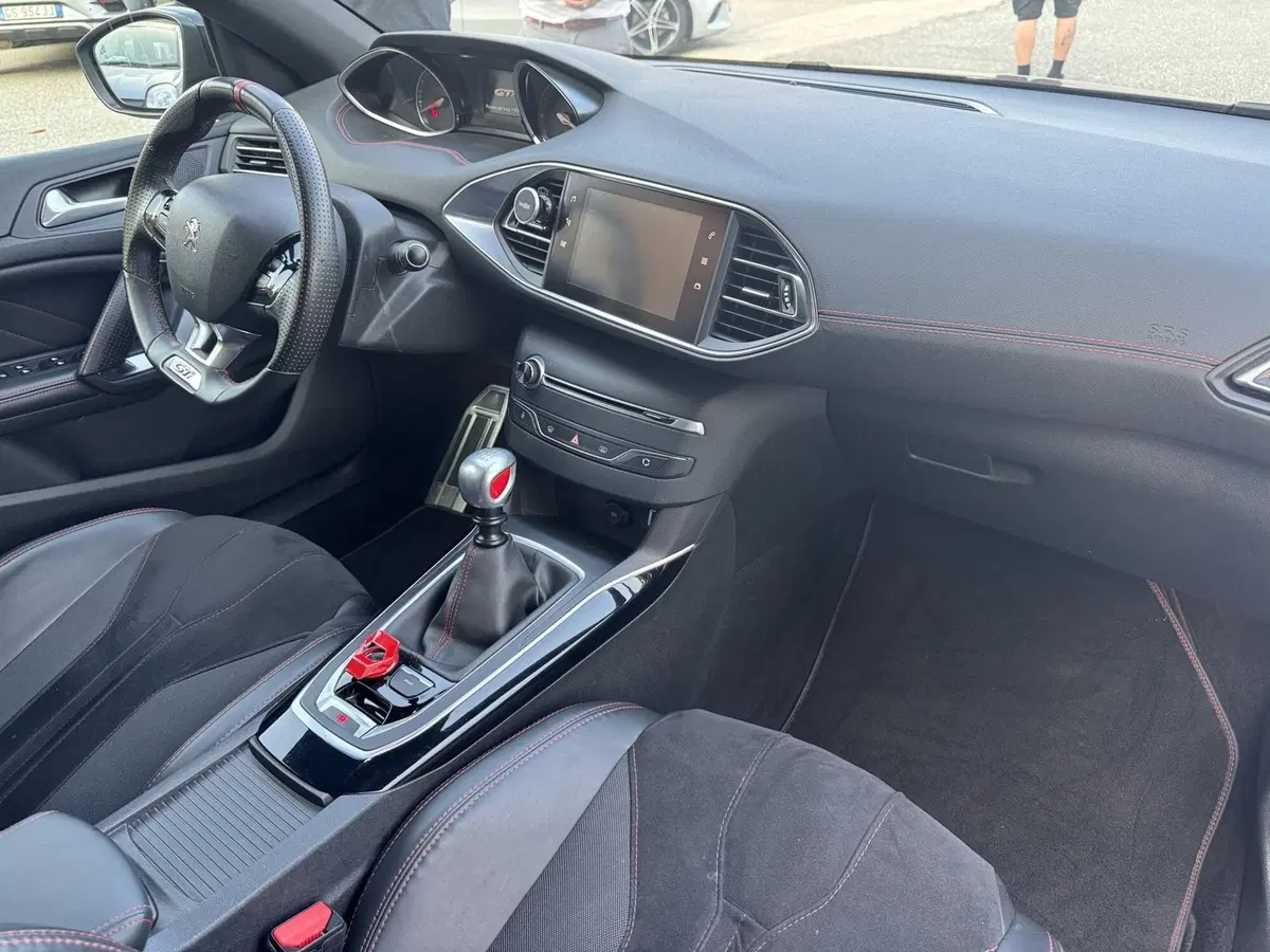 Peugeot 308 usata a Messina (9)
