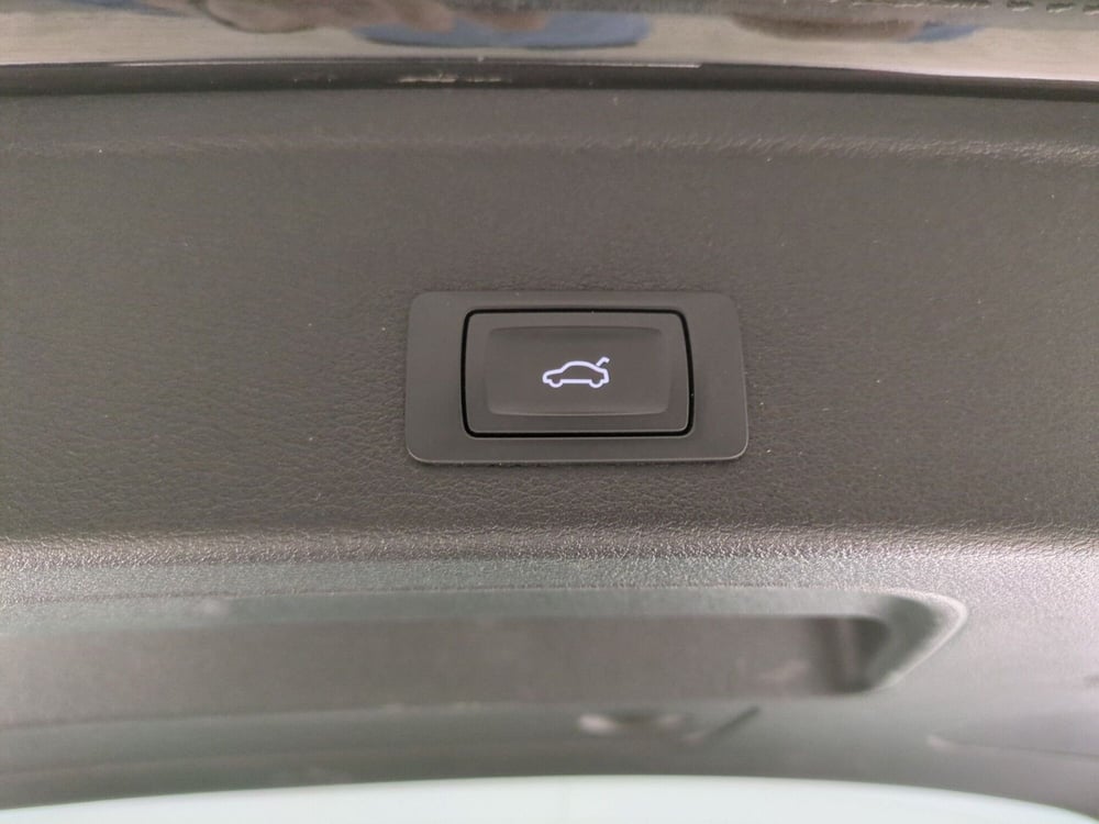 Audi A4 usata a Avellino (9)