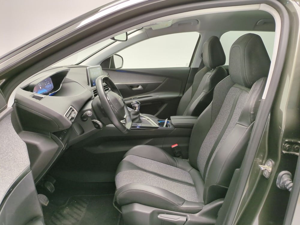 Peugeot 3008 usata a Avellino (12)