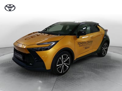 Toyota Toyota C-HR 2.0 phev Lounge Premiere fwd e-cvt del 2024 usata a Montecorvino Pugliano
