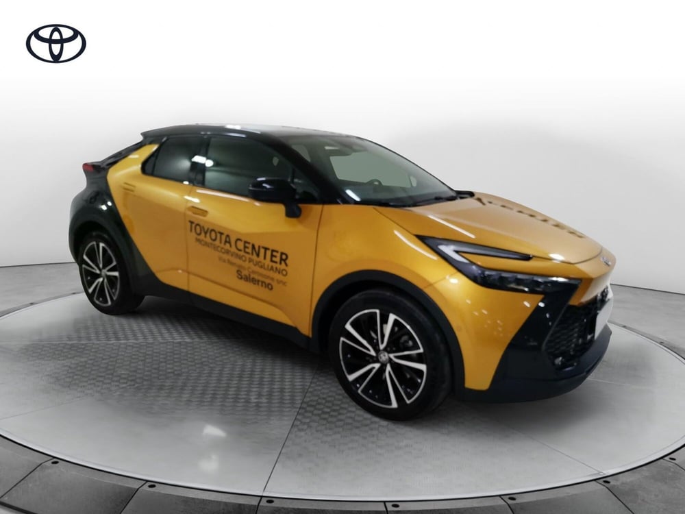 Toyota Toyota C-HR usata a Salerno (3)