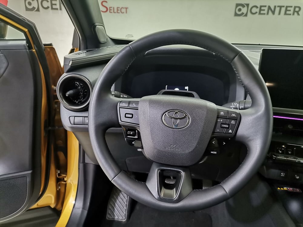 Toyota Toyota C-HR usata a Salerno (8)