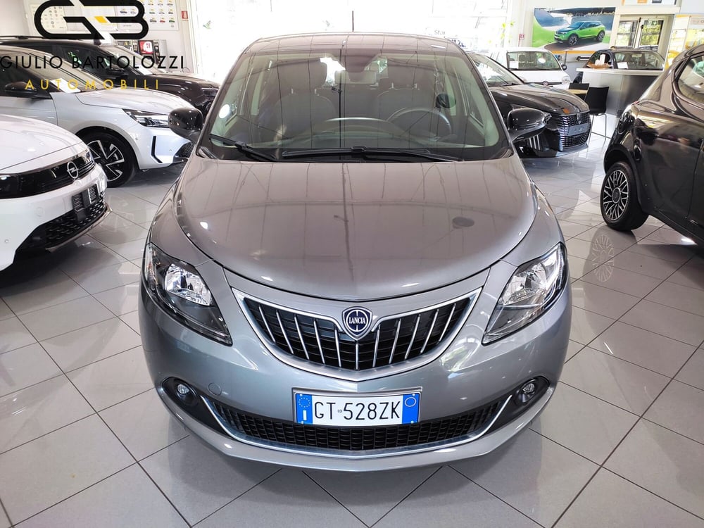 Lancia Ypsilon usata a Prato