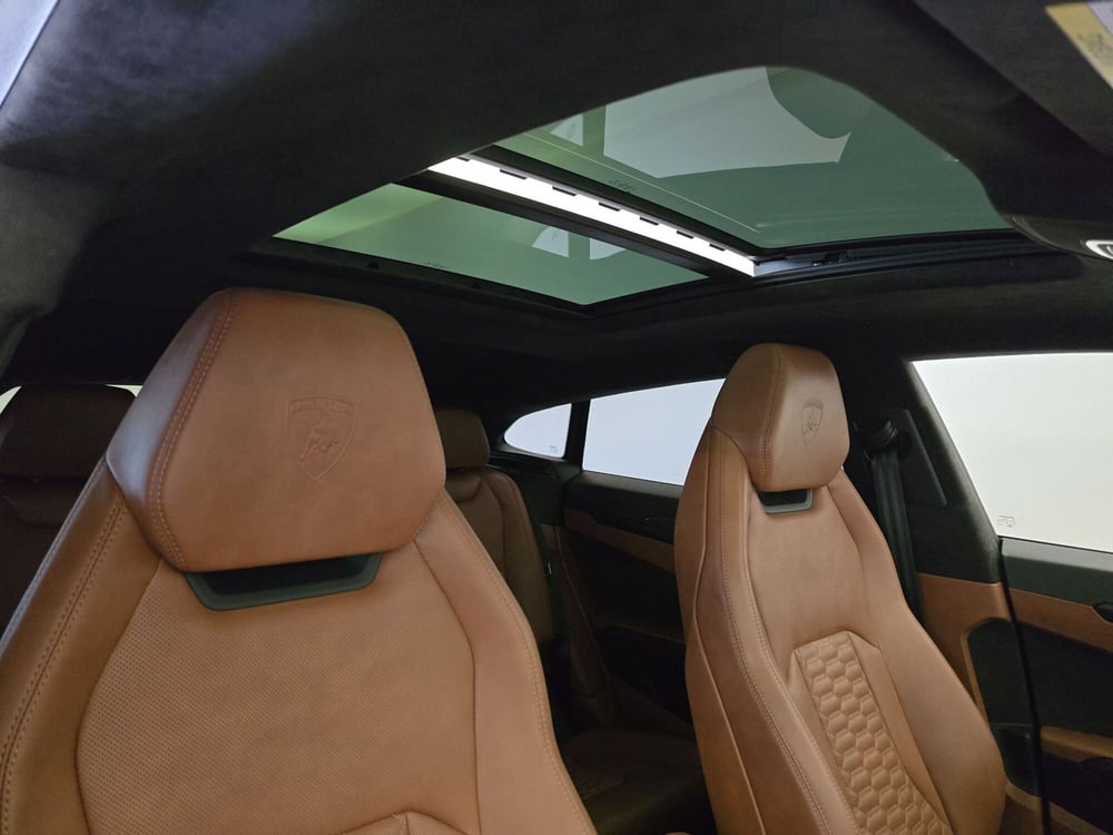 Lamborghini Urus usata a Bologna (14)