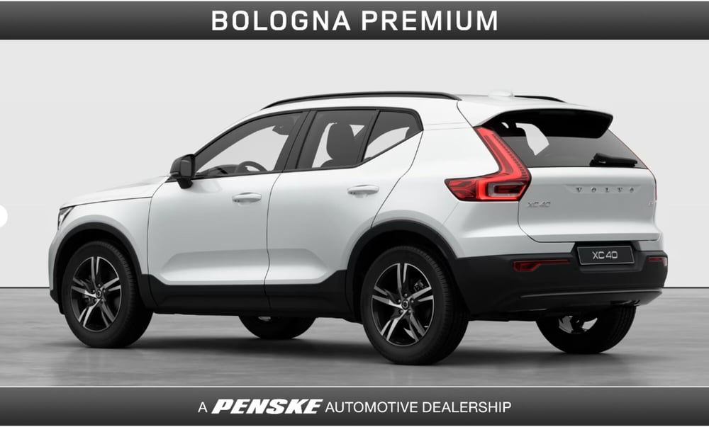 Volvo XC40 nuova a Bologna (3)