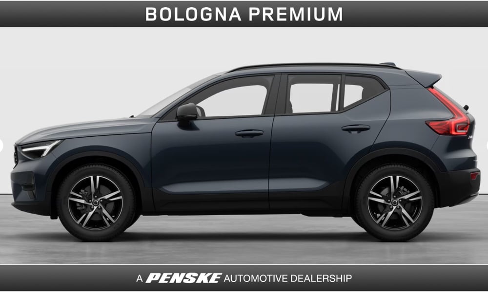 Volvo XC40 nuova a Bologna