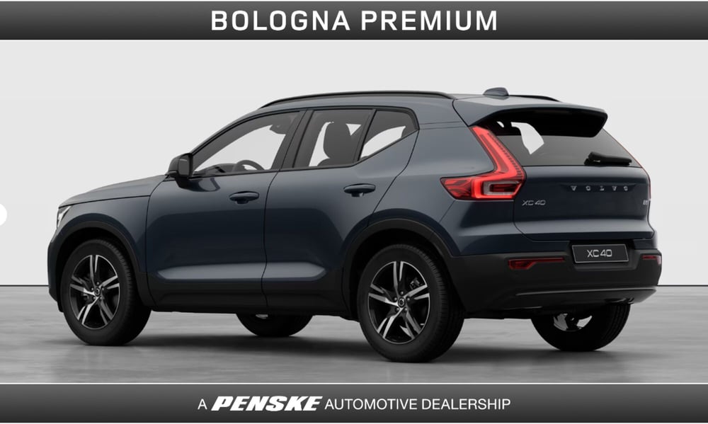 Volvo XC40 nuova a Bologna (3)
