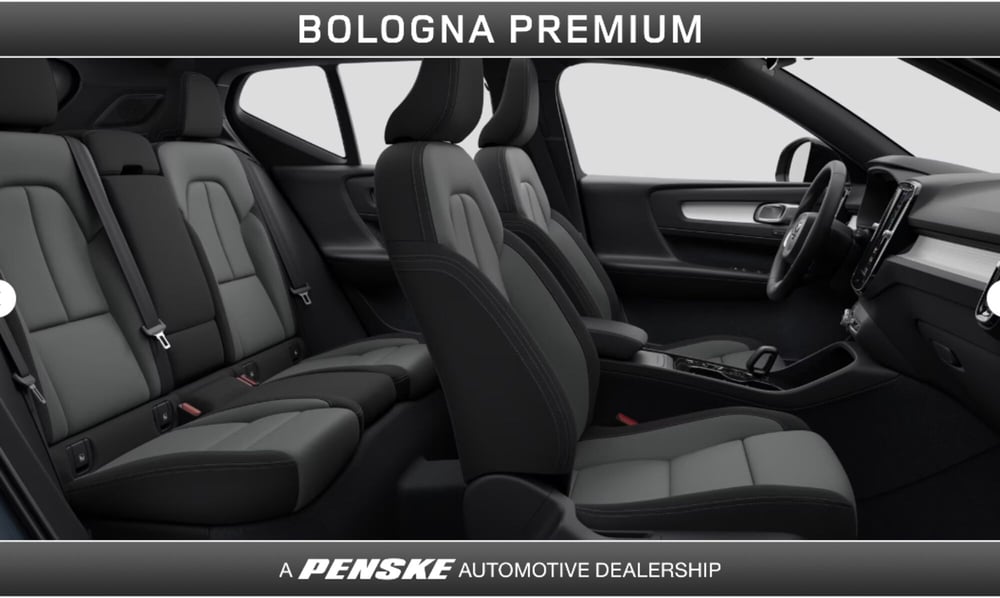Volvo XC40 nuova a Bologna (6)