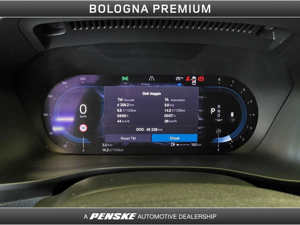 Volvo XC40 usata a Bologna (12)