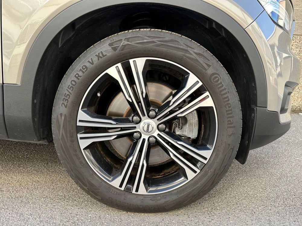 Volvo XC40 usata a Bergamo (9)