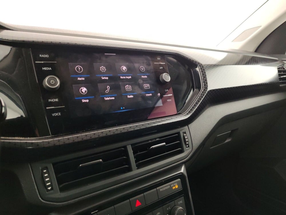 Volkswagen T-Cross usata a Massa-Carrara (13)